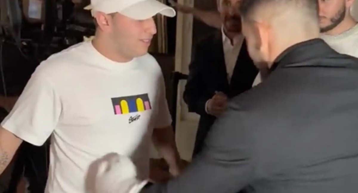 Fan de peleador de la UFC le pide que lo golpee y este lo complace