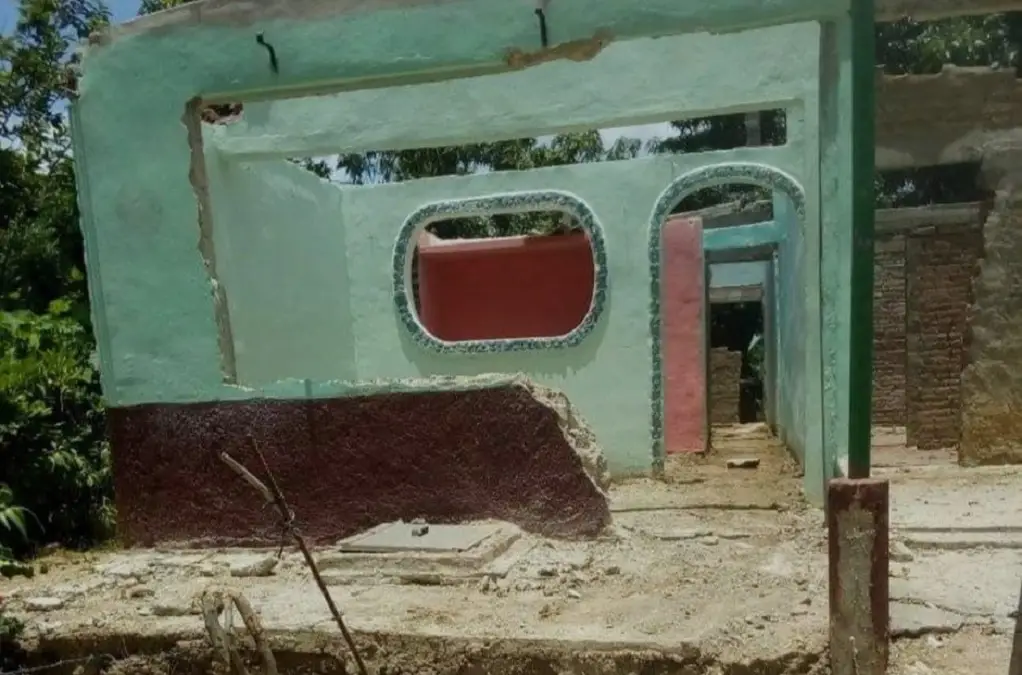 Las familias afectadas por las inundaciones siguen desamparadas en Cuba y aunque la dictadura quiera hacer creer que está haciendo algo para ayudarlos, no es así.