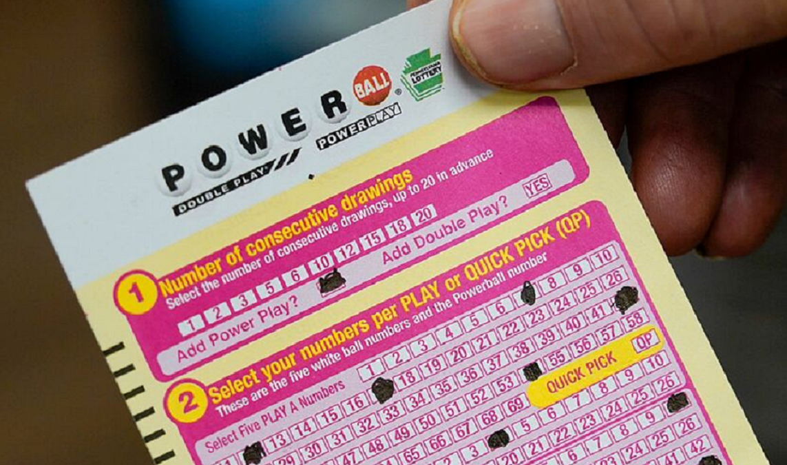 ¿Quién es el ganador del boleto de Powerball por mil millones?