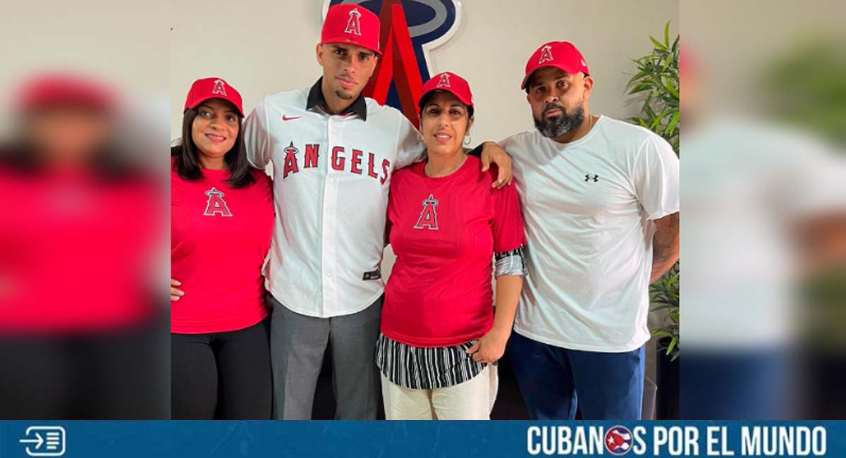Joven pelotero cubano firmó con los Angelinos de Los Ángeles