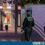 Un hombre armado con un fusil tipo Kaláshnikov mató a dos personas e hirió a varias más (la cifra no ha sido precisada) en un tiroteo ocurrido este lunes por la tarde en el centro de Bruselas, capital de Bélgica, según informaron las autoridades de esa nación.