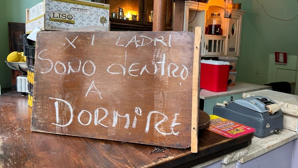 Bar Sabor Cubano es víctima de asaltos y vandalismo en los últimos dos meses