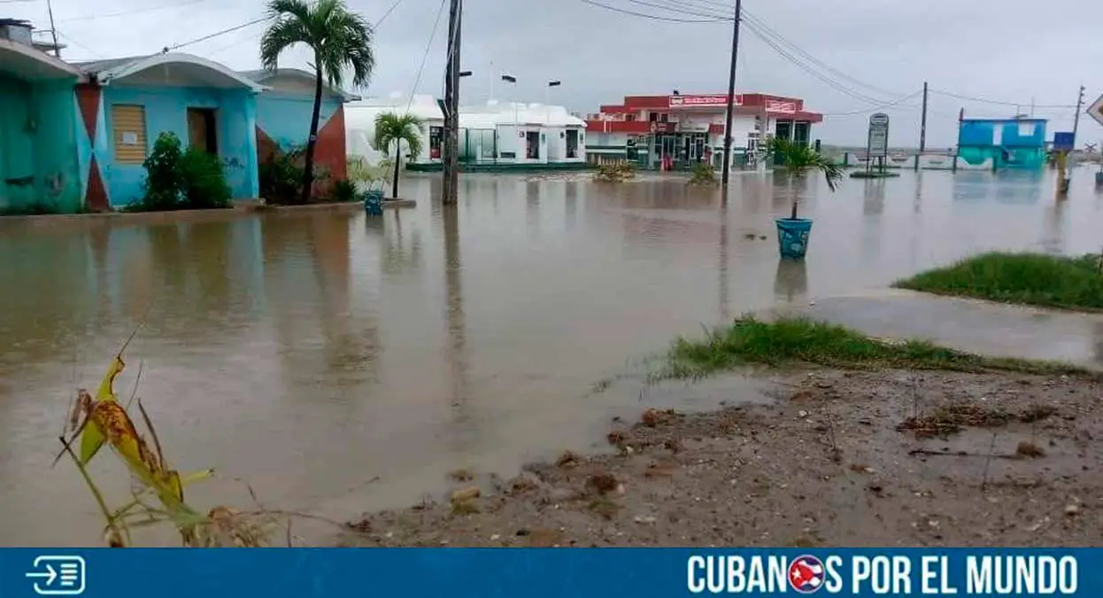 En las últimas horas, se han reportado inundaciones en distintas zonas de la provincia de Guantánamo consecuencia de las fuertes lluvias que han afectado al oriente de la isla.
