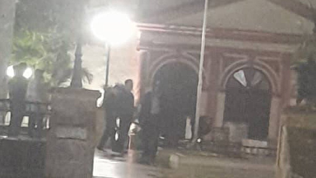 Roban OTRA VEZ la soga de izar la bandera en Camagüey