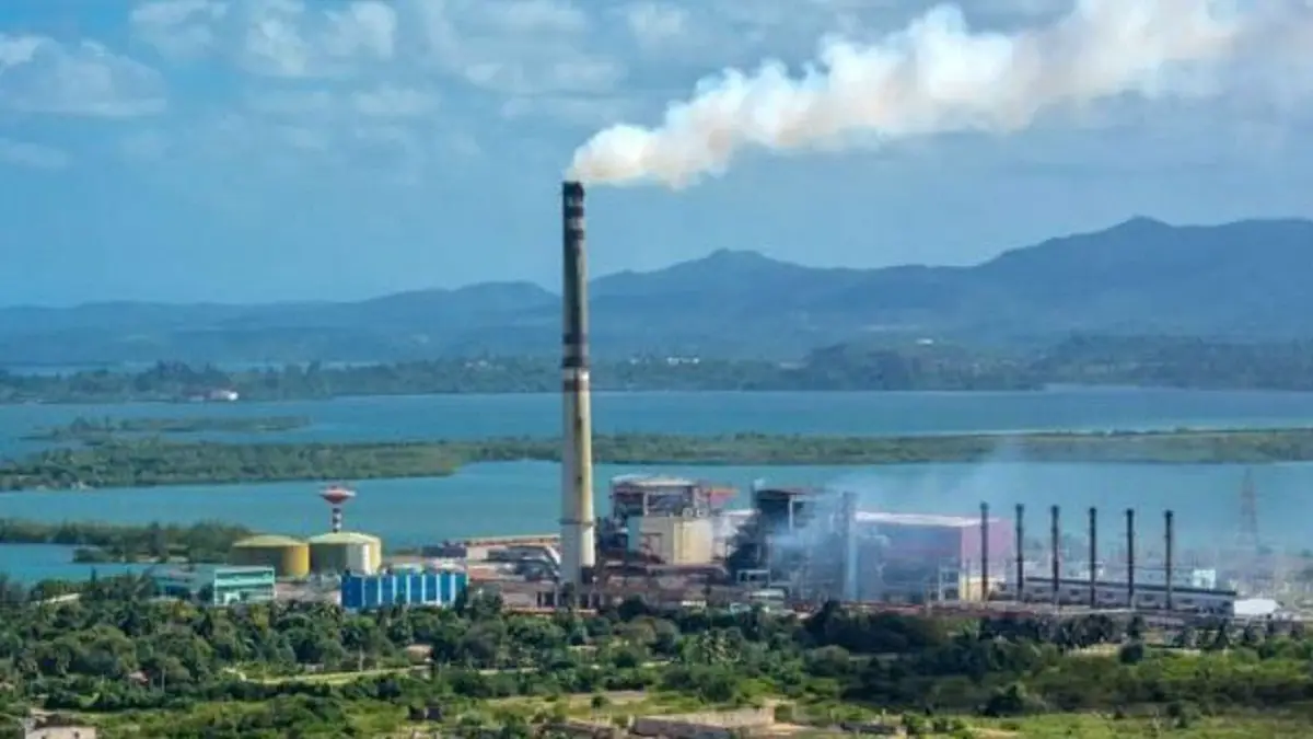 Termoeléctrica "paralizó sus operaciones" por mantenimiento