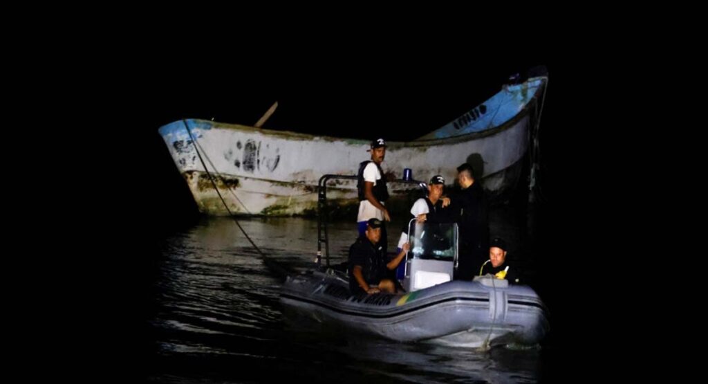 Encuentran un barco con 20 cadáveres en Brasil