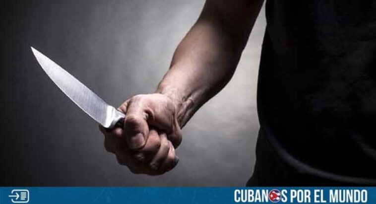 Una mujer que había denunciado amenazas a la policía castrista terminó apuñalada en Alamar, La Habana.