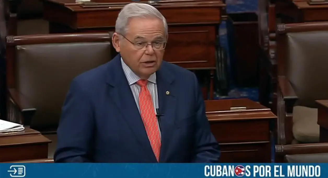 El senador de origen cubano, Bob Menéndez, anunció que renunciará a su cargo tras ser declarado culpable de todos los cargos por corrupción en un juicio federal.