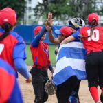 Entrenadora del equipo de sóftbol de Cuba pide asilo en Miami