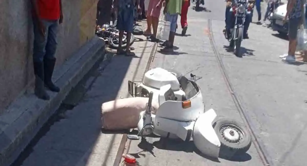Choque entre dos motos en Santiago de Cuba deja a los conductores lesionados
