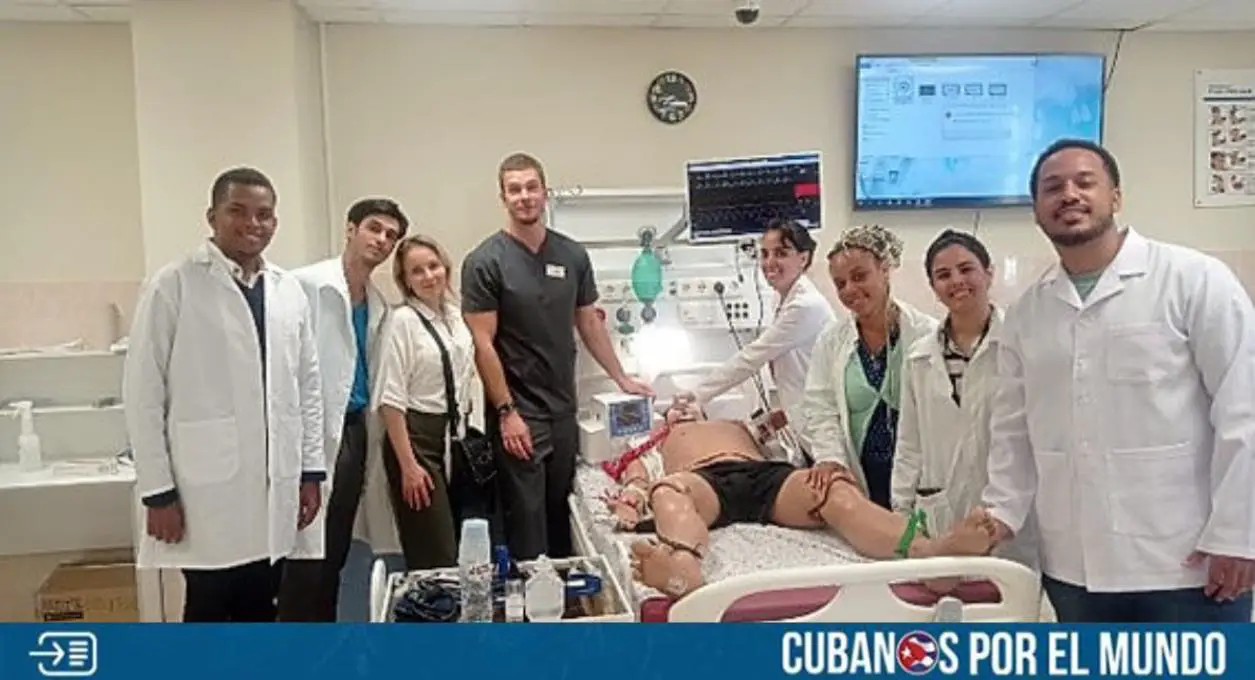 Los estudiantes cubanos que son becados en Rusia estarían cayendo en una trampa política que vendrían impulsados los regímenes de ambos países.