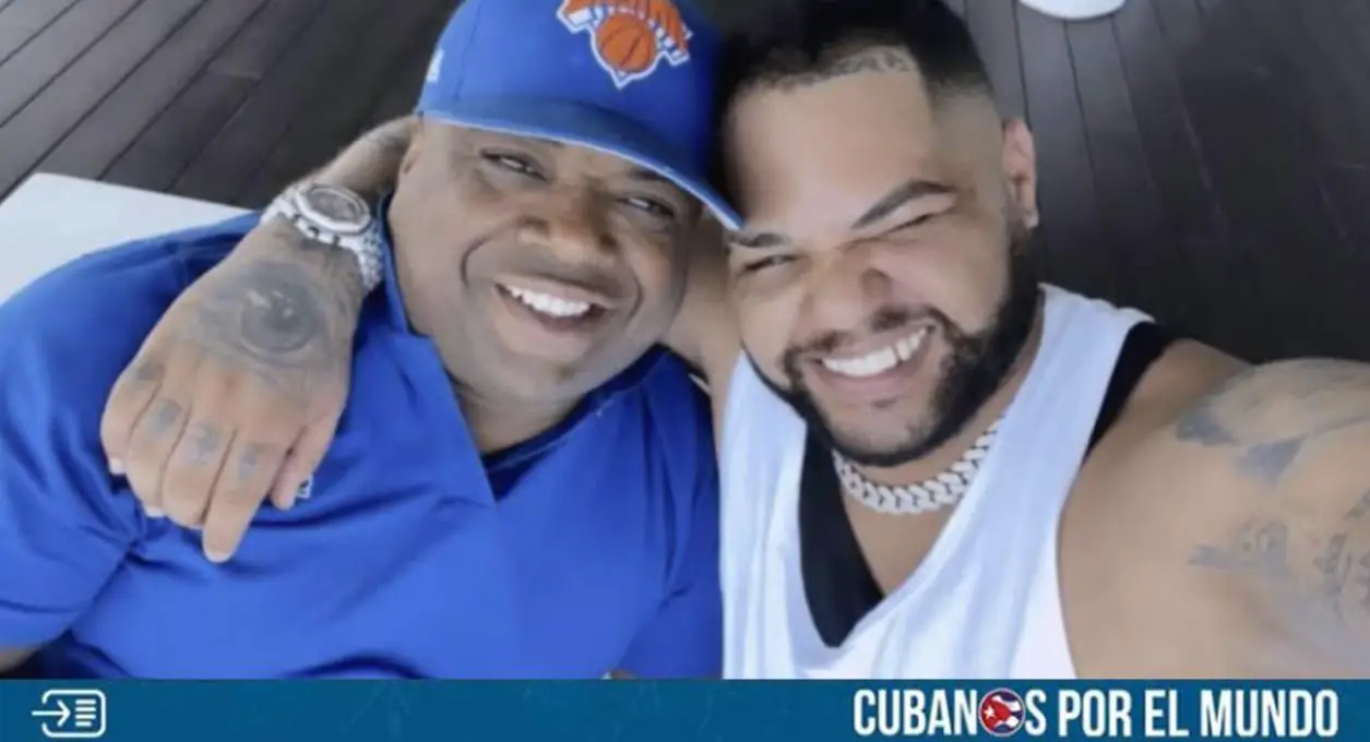 Jorge Jr. está en Miami desde donde confirmó que las cenizas de su primo, el reguetonero cubano José Manuel Carbajal Zaldívar, más conocido como El Taiger, serán trasladadas a La Habana.