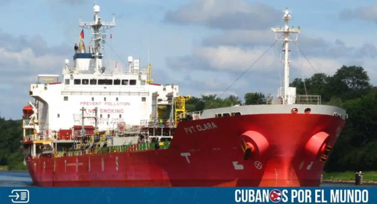 Este miércoles 2 de octubre, llegó a la bahía de La Habana un tanquero procedente de Rusia, en medio de los momentos críticos por la situación eléctrica que genera apagones diarios de hasta más de quince horas.