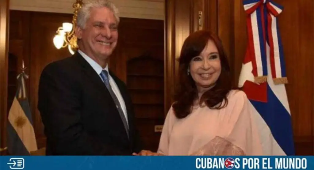 El puesto a dedo, Miguel Díaz-Canel, como era de esperarse, salió en defensa de la expresidenta de Argentina, Cristina Fernández de Kirchner, quien recientemente fue condenada a seis años de cárcel por la Justicia de ese país por el delito de corrupción.