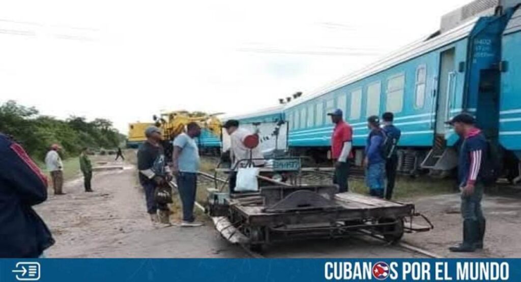 Este martes se reportó el descarrilamiento del tren nacional de pasajeros que cubre la ruta Bayamo - La Habana.