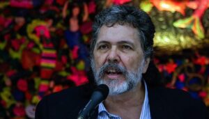 Rector de Universidad en Pinar del Río premia al mayor represor cultural del castrismo: Abel Prieto