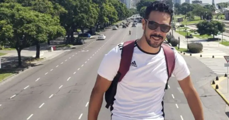 Periodista Miguel Noticias: Escondido como el majá mete la pata en Facebook