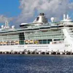 Decenas de pasajeros de crucero de Royal Caribbean sufren vómitos y diarreas durante viaje