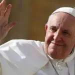 Papa Francisco sufre nueva crisis respiratoria y empeora su salud