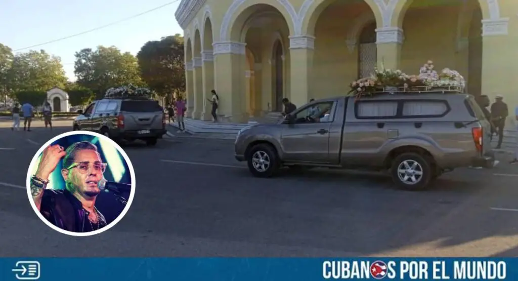Los restos del músico cubano Paulo Fernández Gallo, más conocido como Paulito FG, fueron trasladados el domingo a la necrópolis de Colón, ubicada en el Vedado.
