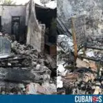 Feroz incendio acaba con una vivienda en Santiago de Cuba