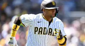 Yulieski Gurriel enfrenta un nuevo rumbo tras ser puesto en asignación por los Padres