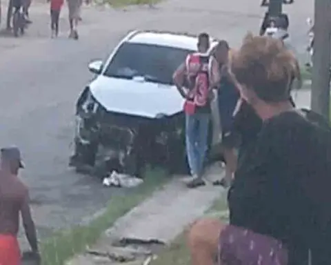 Trágico accidente en La Habana cobra la vida de un niño y un joven de 20 años