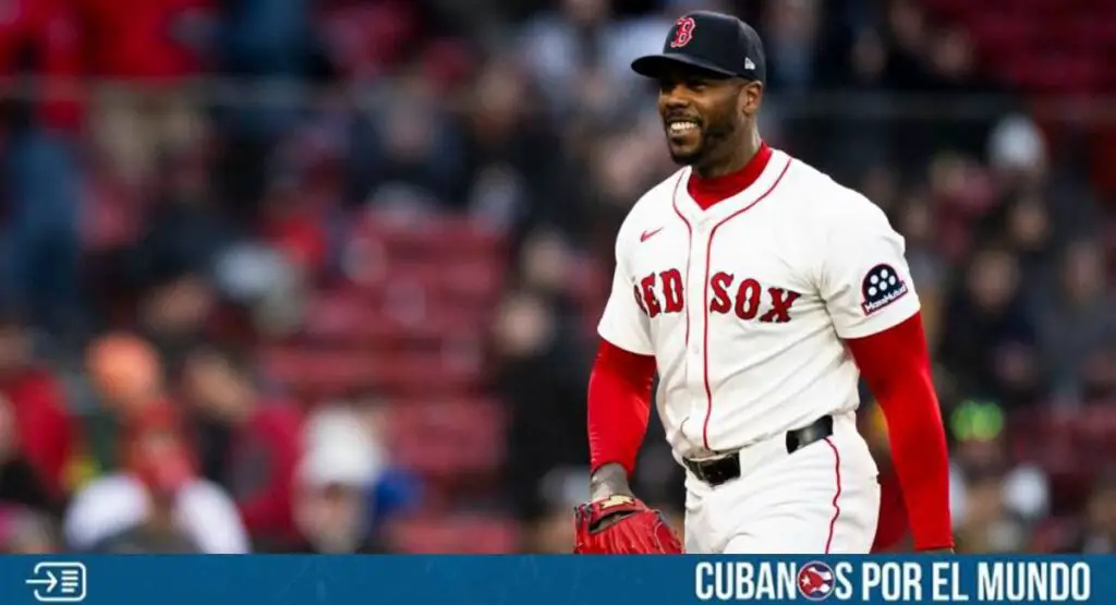 El lanzador cubano Aroldis Chapman llegó este domingo a 341 salvamentos en su carrera en las Grandes Ligas.
