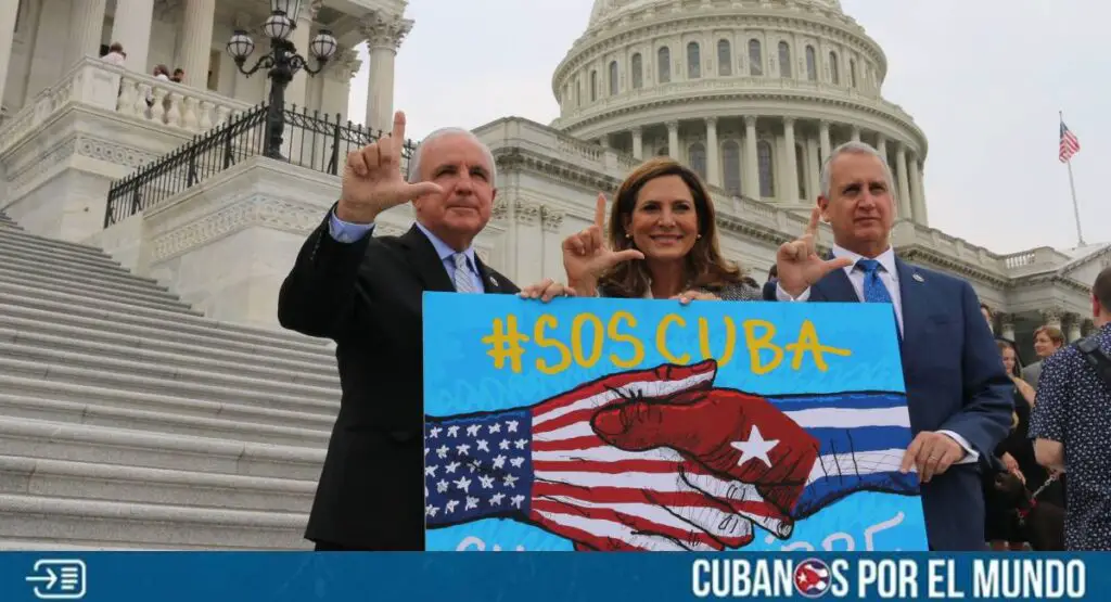 Los congresistas de origen cubano, María Elvira Salazar, y Mario Díaz-Balart exhortaron a la Unión Europea a dejar de financiar a la dictadura castrista.