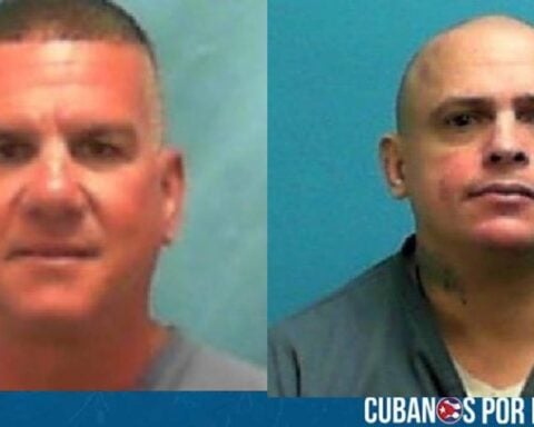 Las autoridades estadounidenses informaron que dos ciudadanos cubanos que tenían antecedentes criminales fueron deportados a África, en un vuelo de repatriación que hizo escala en Sudán del Sur.