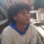 Adolescente en Camagüey intenta sostener a su madre en medio de la pobreza