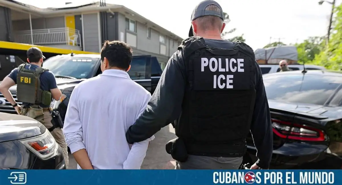 Un migrante cubano que estaba bajo custodia del Servicio de Inmigración y Control de Aduanas (ICE) falleció en un hospital de Miami tras presentar un fuerte dolor en el pecho.