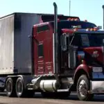 Entró en vigor orden que obliga a camioneros de EE. UU. hablar en inglés