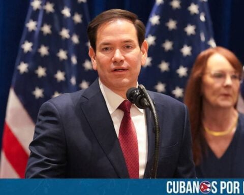 El secretario de estado de Estados Unidos, Marco Rubio, afirmó que, el "mundo ahora es más seguro y estable que hace 24 horas", tras los exitosos ataques de Washington en contra de tres centrales nucleares del régimen de Irán.