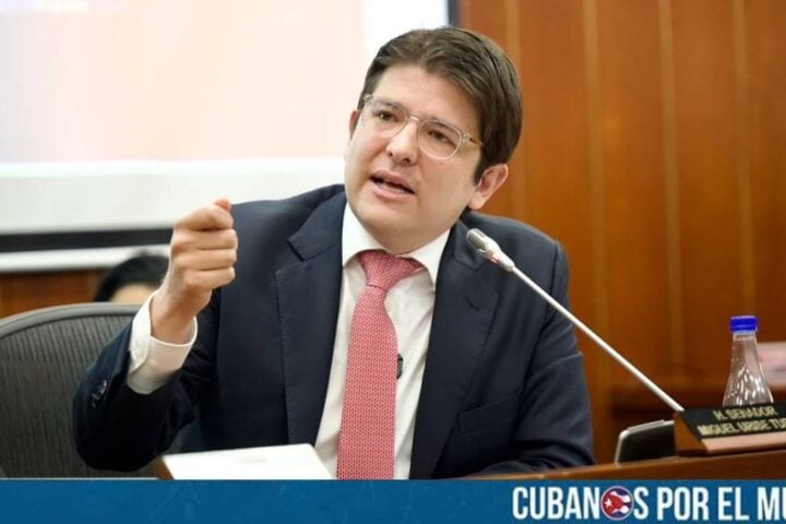 El senador y precandidato presidencial en Colombia Miguel Uribe Turbay se encuentra en una condición “extremadamente crítica” tras ser sometido a una nueva cirugía este lunes.