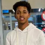 Pelotero cubano de 18 años se va de la isla