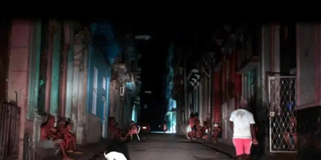 Déficit crítico de generación eléctrica intensifica los apagones en Cuba