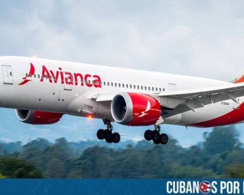 La aerolínea colombiana Avianca anunció la suspensión de su ruta directa entre Bogotá y La Habana a partir del 31 de agosto de 2025, debido a la baja ocupación de sus vuelos.