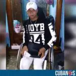 Joven cubano de Cienfuegos clama por ayuda para poder caminar