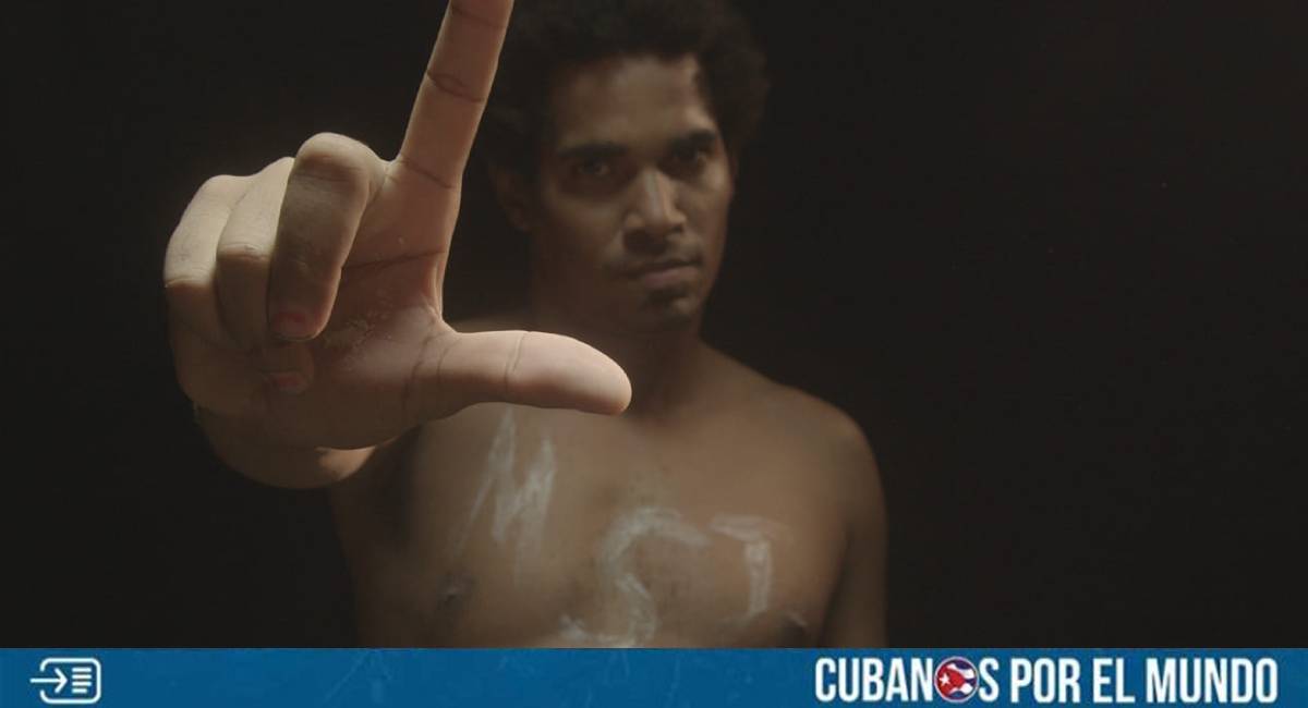 El artista y activista cubano Luis Manuel Otero Alcántara, líder del Movimiento San Isidro (MSI), ha iniciado un ayuno intermitente diario desde su celda en la prisión de máxima seguridad de Guanajay, en la provincia de Artemisa, como un acto simbólico para homenajear a los presos políticos del 11 de julio de 2021 (11J) y exigir su liberación.