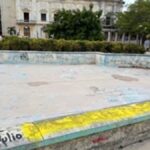 Dictadura cubana tapa mensaje sobre el 11J pintado en La Habana