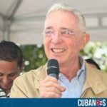 En un giro significativo en el proceso judicial que ha captado la atención de Colombia, la Sala Penal del Tribunal Superior de Bogotá ordenó este martes la liberación inmediata del expresidente Álvaro Uribe Vélez, tras resolver una acción de tutela presentada por su defensa.