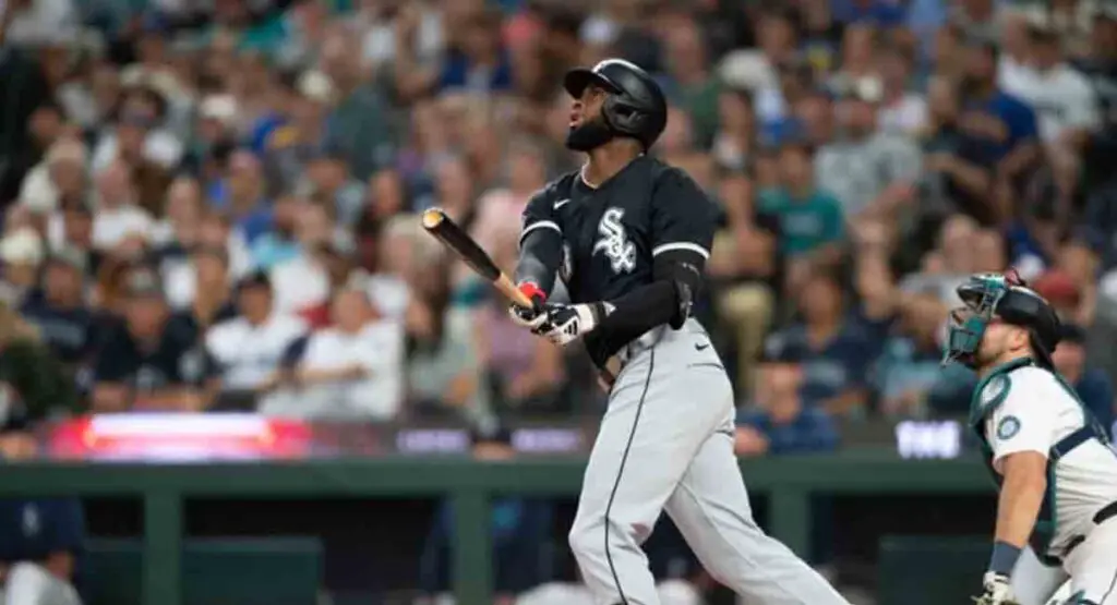 Luis Robert llegó a los 100 cuadrangulares en la MLB