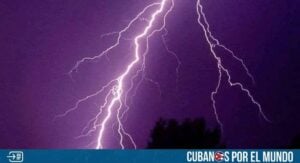 Una mujer falleció en el municipio de Colón, en la provincia de Matanzas, tras ser impactada por un rayo.