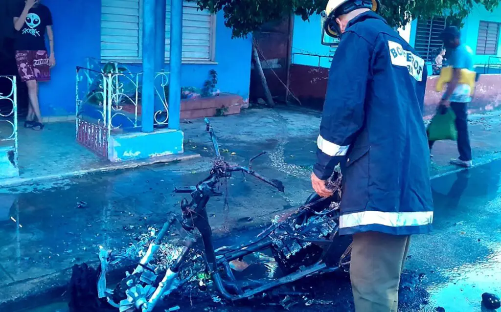 Holguín: Incendio de motorina pudo terminar en una tragedia