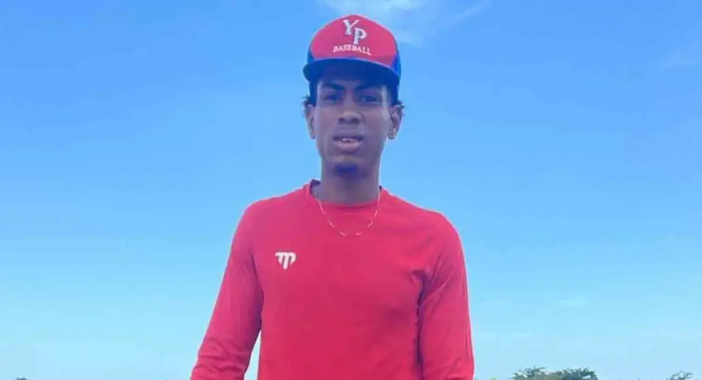 Pelotero cubano se va de la isla en la búsqueda de un contrato en la MLB