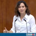 Isabel Díaz Ayuso, presidenta de la Comunidad de Madrid, puso a la ciudad de Miami como ejemplo de como las personas logran alcanzar la prosperidad tras huir del comunismo y vivir en libertad, haciendo referencia a los millones de exiliados radicados en Florida.