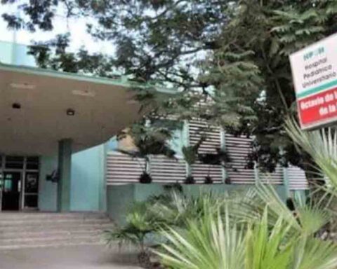 Denuncian robos en hospital pediátrico de Holguín: "Aquí entra y sale todo el que quiere"