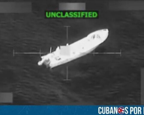 Las fuerzas armadas de Estados Unidos llevaron a cabo dos operaciones letales el domingo contra embarcaciones sospechosas en el Pacífico oriental, en un nuevo capítulo de la ofensiva militar contra las redes de narcotráfico impulsada por el presidente Donald Trump.