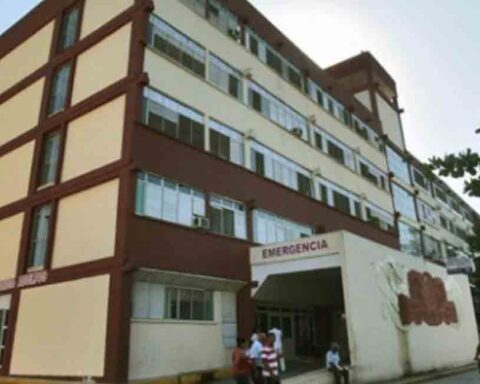 ¿Potencia médica? Pacientes de hemodiálisis en Ciego de Ávila penden de un hilo por falta de insumos